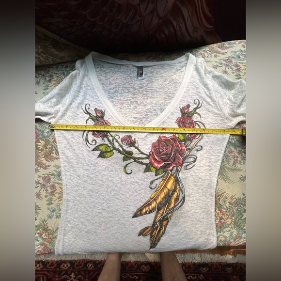 Super light ladies’ t-shirt. - Picture 5 of 9